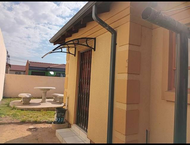 3 BEDROOM HOUSE FOR SALE IN POWERVILLE